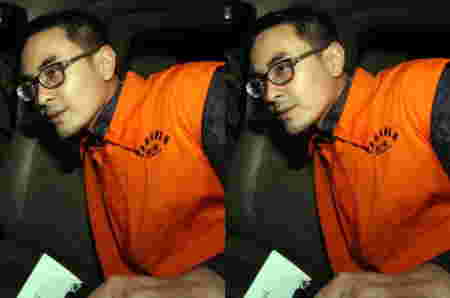 Zumi Zola bebas dari penjara