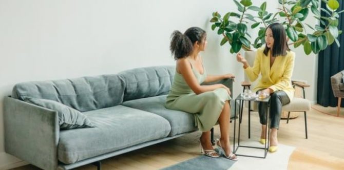 10 Rekomendasi Sofa Minimalis Terbaik 2025, Berkualitas dan Hemat Ruang