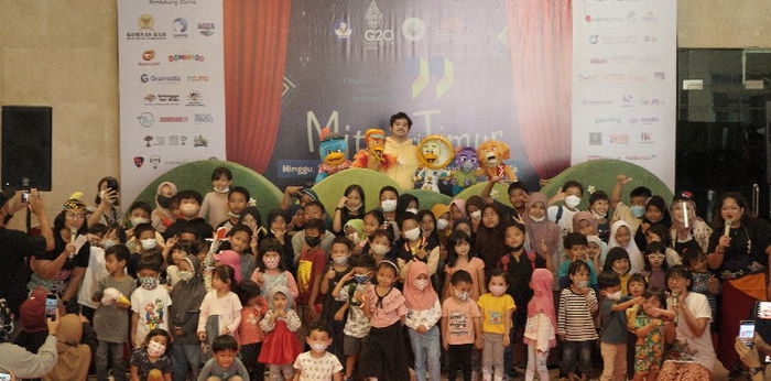 Domikado Curi Perhatian di Festival Dongeng Internasional Indonesia