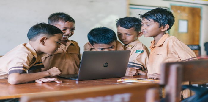 8 Contoh Pengamalan Sila ke-2 di Sekolah yang Penting Diketahui