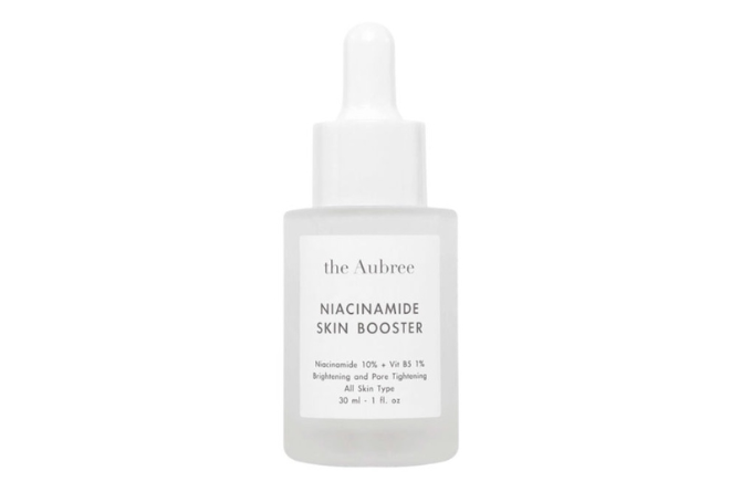 Serum untuk kulit kombinasi yang mengandung 10% Niacinamide