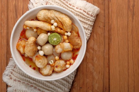 Jadi Jajanan Kekinian Favorit, Bolehkah Ibu Hamil Makan Bakso Aci?