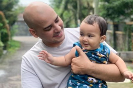 Riza Shahab dan anak