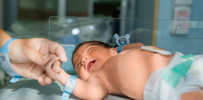 Tips Merawat Tali Pusar Bayi Baru Lahir agar Tidak Terkena Infeksi