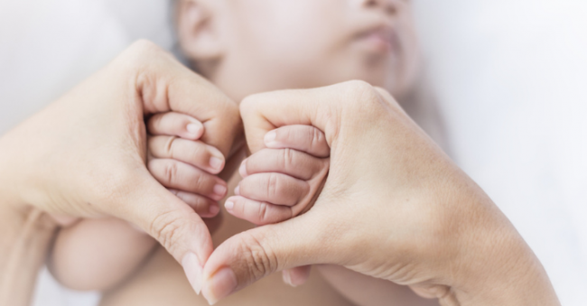 Warna Kulit Asli Bayi, Faktor Penentu dan Cara Mengetahuinya