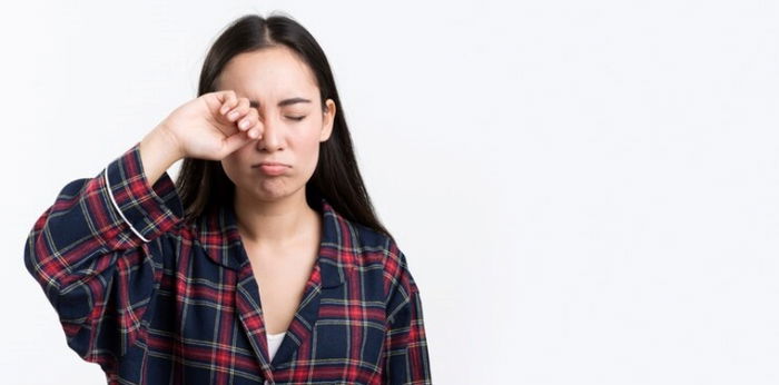 Arti Kedutan Mata Kanan Atas Menurut Islam, Benarkah Tanda Rezeki Datang?