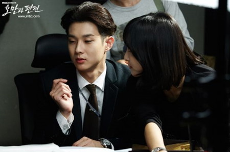 18 Film dan Drama Choi Woo Shik Terbaik, Terbaru Ada Melo Movie!