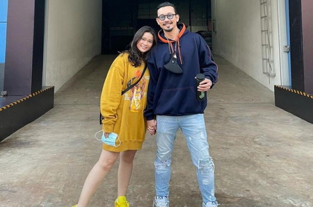 12 Artis Umumkan Hamil di 2024, Terbaru Ada Siti Badriah!