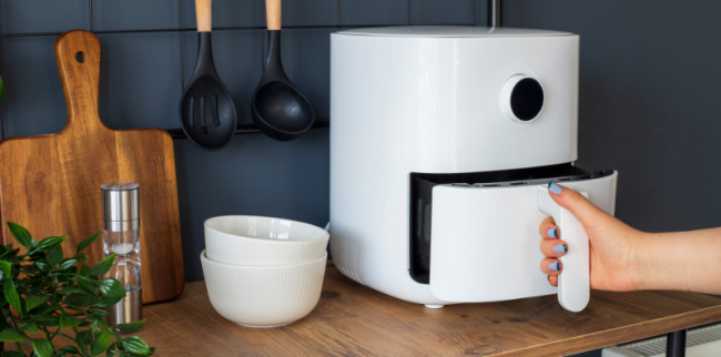 Cara Menggunakan Air Fryer yang Benar agar Masakan Matang