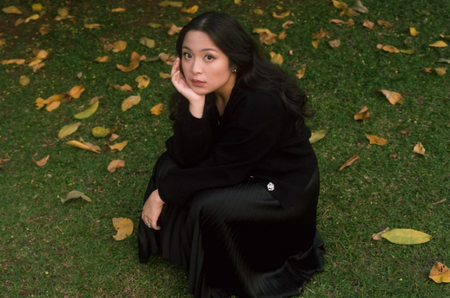 Biodata Bernadya Pelantun Lagu Satu Bulan, Borong Piala AMI Awards 2024!