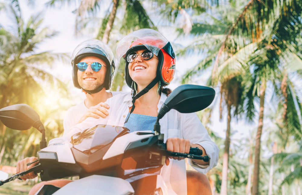 10 Rekomendasi Helm Half Face Terbaik 2025, Aman dan Stylish