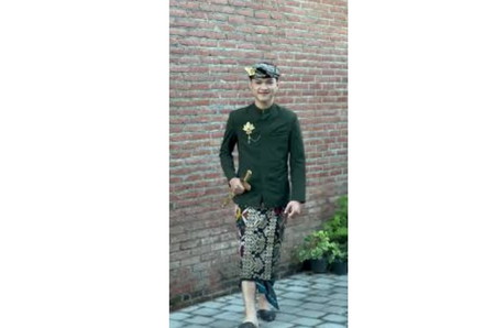 Pakaian adat bali baju safari