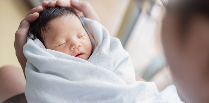 Ketahui Pola Tidur Bayi 0-3 Bulan, Kapan Berhenti Bergadang?