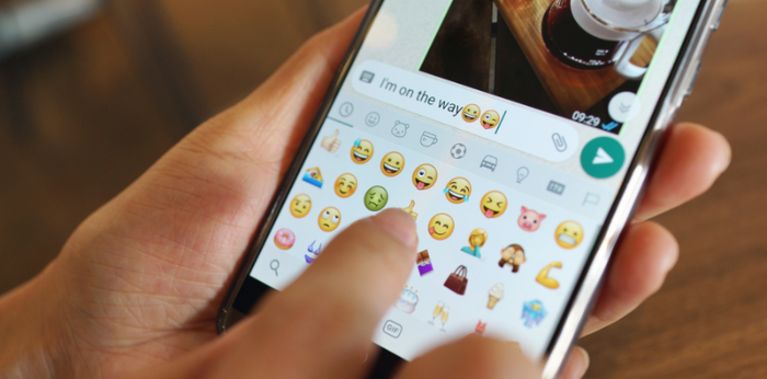 141 Arti Emoji WhatsApp Terpopuler & Terbaru Lengkap dengan Gambarnya, Jangan Sampai Salah!
