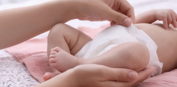 10 Pilihan Rekomendasi Popok Bayi Terbaik, Anti-bocor!