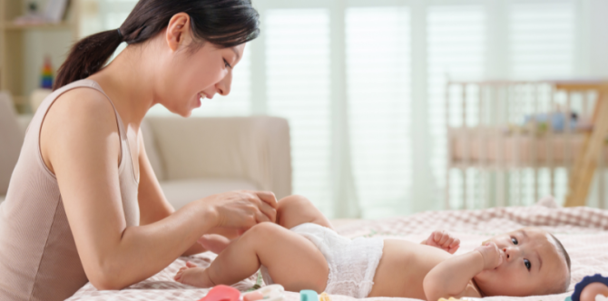 10 Rekomendasi Popok Bayi Newborn yang Bagus dan Aman untuk Kulitnya