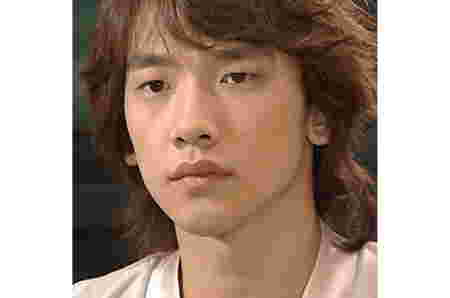 Model Rambut Pria Korea - Messy Medium