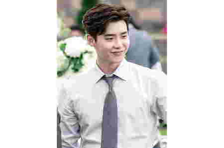 Model Rambut Pria Korea - Preppy Hairstyle