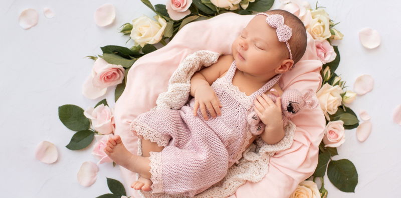 170 Nama Bayi Perempuan Terindah di Dunia untuk Putri Cantik Anda