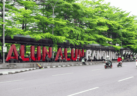 Alun-Alun Kota Bandung