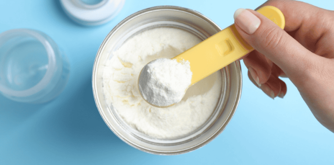Tak Hanya Susu Sapi dan Soya, Ini 12 Jenis-jenis Susu Formula untuk Anak