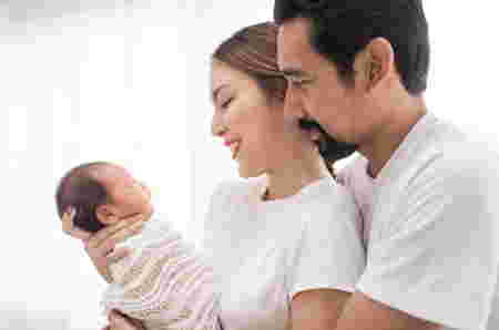 Nama Bayi Laki-laki Pembawa Rezeki dari Alquran 3 Kata