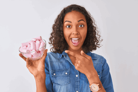 Berapa Kalori Marshmallow dan Apakah Bagus untuk Cemilan Diet?