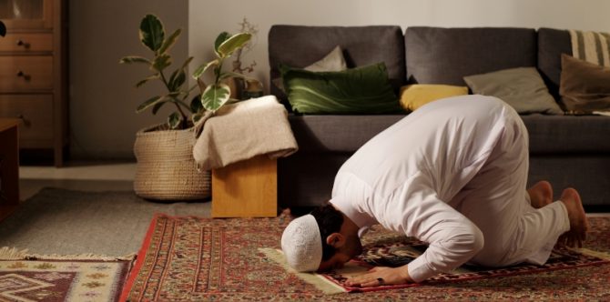 Batas Waktu dan Tata Cara Shalat Tahajud Menurut Syariat Islam