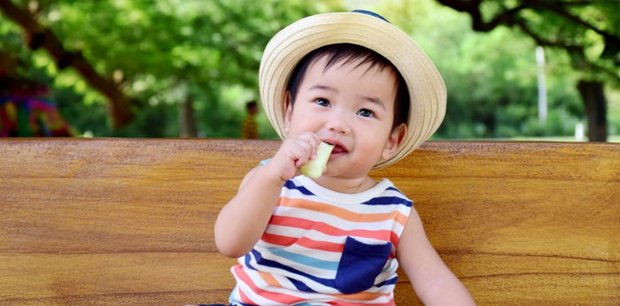 180 Nama Tengah Bayi Laki-laki Terpopuler dan Maknanya yang Keren