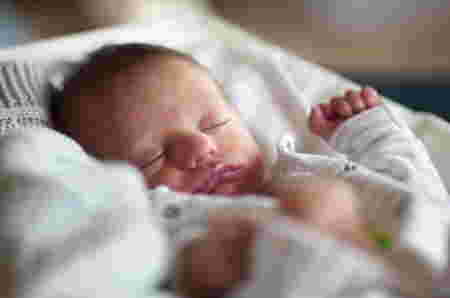 nama Bayi Laki-laki Pembawa Rezeki dalam Alquran 2 Kata