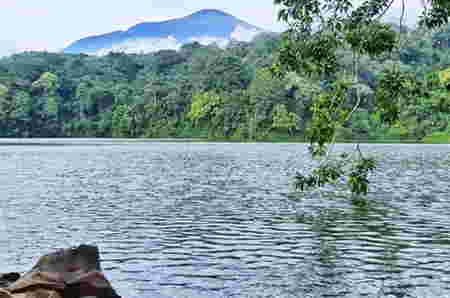 Cerita Rakyat Talaga Manggung Situ Sangiang Majalengka