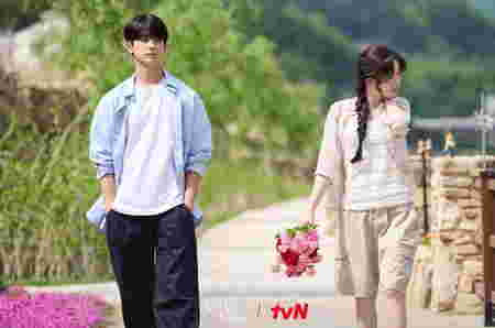 Drama Korea tayang Agustus 2025 - Love, Take Two