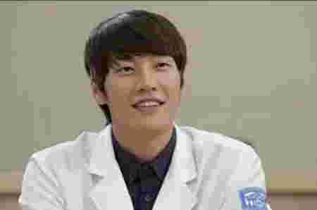 16 Acara TV Kim Young Kwang Terpopuler dan Terbaik, Wajib Ditonton!