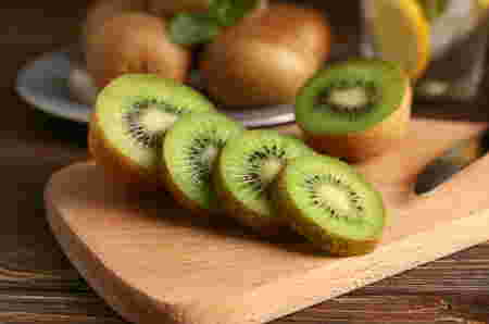Buah kiwi untuk ibu menyusui