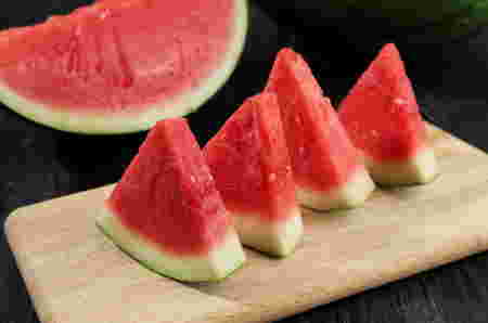 Buah semangka untuk ibu menyusui