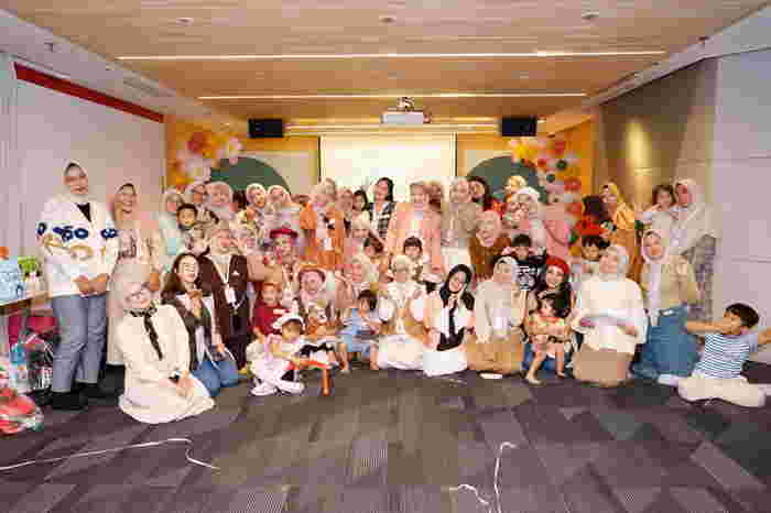 TWOgether in Retro Vibes : Momby.id Rayakan 2 Tahun Perjalanan Bersama Ibu Indonesia dengan Logo dan Jingle Baru