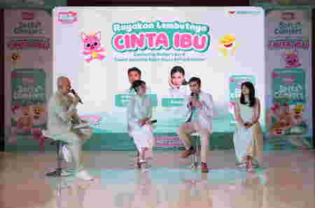 Manfaat sentuhan ibu Baby Happy Diapers