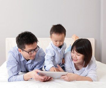 การอ่านอีบุ๊คเป็นสิ่งที่ดีหรือไม่สำหรับเด็ก?