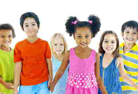 7 วิธีสอนให้ลูกเอาใจเขามาใส่ใจเรา