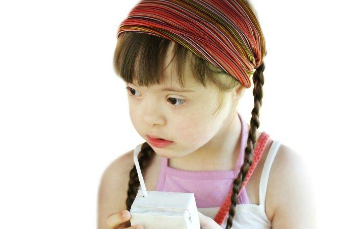 แม่ควรรู้ ก่อนป้อน “นมเปรี้ยว” แทนนมให้ลูกน้อยกิน