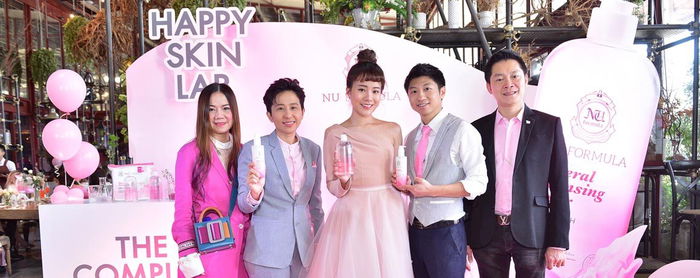 “นู ฟอร์มูล่า” สกินแคร์สัญชาติไทย โชว์ความสำเร็จเปิดตัวในจีน กว่า 1,000 สาขา ก้าวสู่แบรนด์โลก ชูผลิตภัณฑ์ที่ตอบโจทย์ทุกปัญหาผิว พร้อมดึง “Mintchyy” เป็น Brand Ambassador