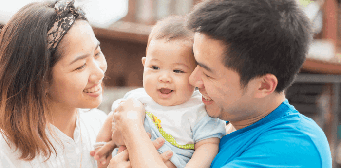 ลูกติดพ่อแม่มาก ลูกติดมือ ควรทำอย่างไร? ถึงจะช่วยลูกได้