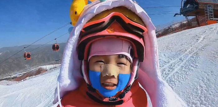 ขั้นเทพ! หนูน้อยนักสกี วัย 4 ขวบ มาพร้อมกับลีลาการสกีที่ใคร ๆ เห็นเป็นต้องอึ้ง