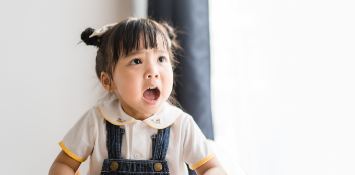 ลูกชอบเถียง วัย 5 ขวบ ทำไม? ลูกเถียงเก่ง พัฒนาการที่ต้องเข้าใจและพร้อมรับมือ