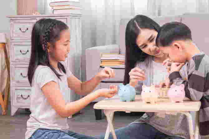 วิธีสอนลูกเรื่องเงิน