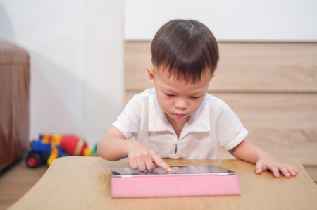 ออทิสติกเทียม