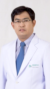 นายแพทย์วรพิทักษ์ ไทยสิทธิ