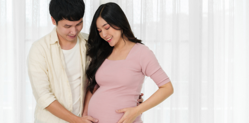 แม่ชอบคุยกับลูกในท้อง แล้วลูกได้ยินจริงไหม ทำไมลูกในครรภ์ถึงฟังเสียงแม่ออก?