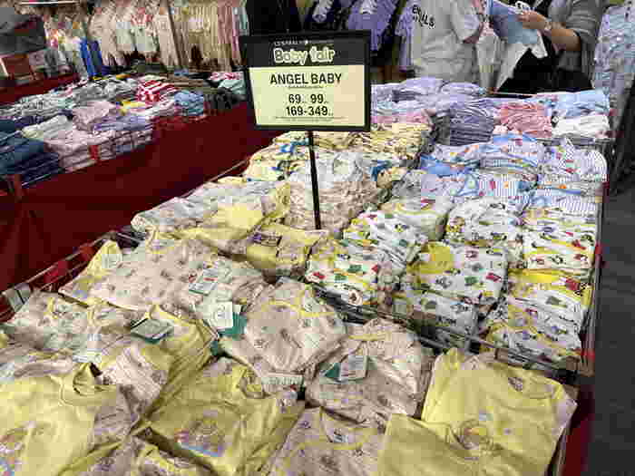 เสื้อผ้าเด็ก ที่ต้องมีติดตู้