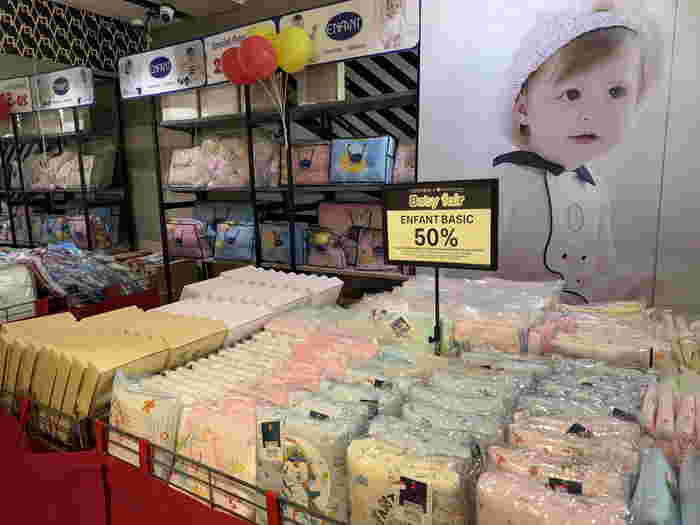 เสื้อผ้าเด็ก ที่ต้องมีติดตู้